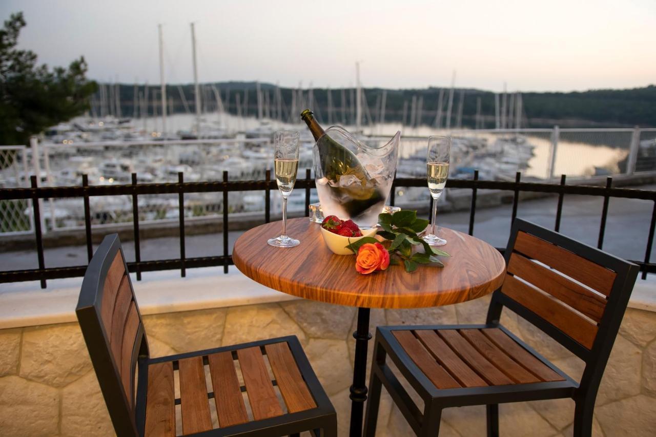 Luxury Apartment Vista Del Mare Šibenik Eksteriør billede